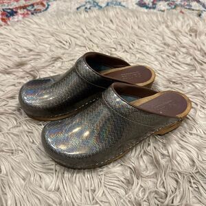 Sanita holographic wooden clogs size 40 (Us 9.5)